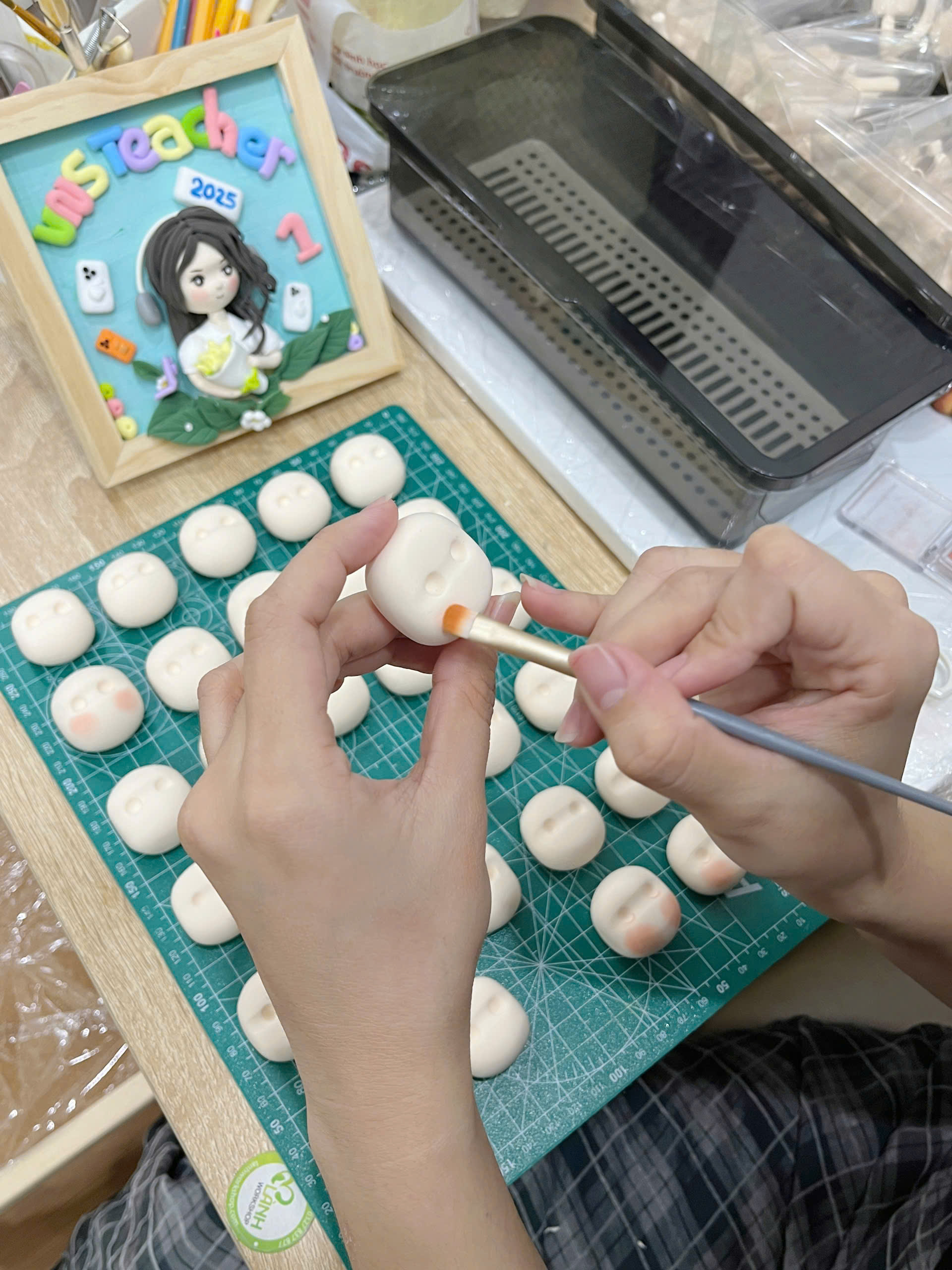 tranh đất sét chibi